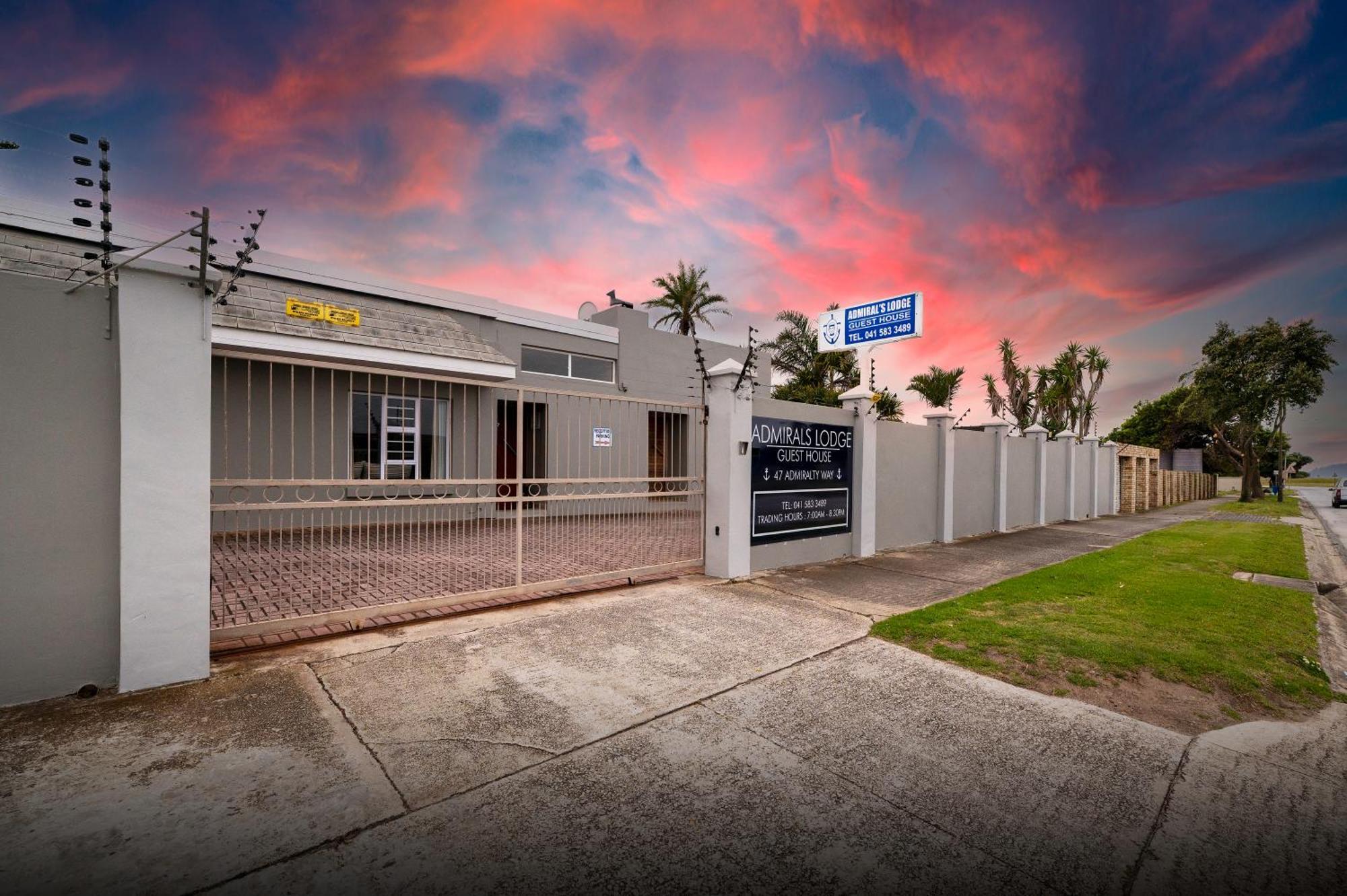Admirals Lodge Guest House And Brightways Self Catering Apartments Port Elizabeth Bagian luar foto